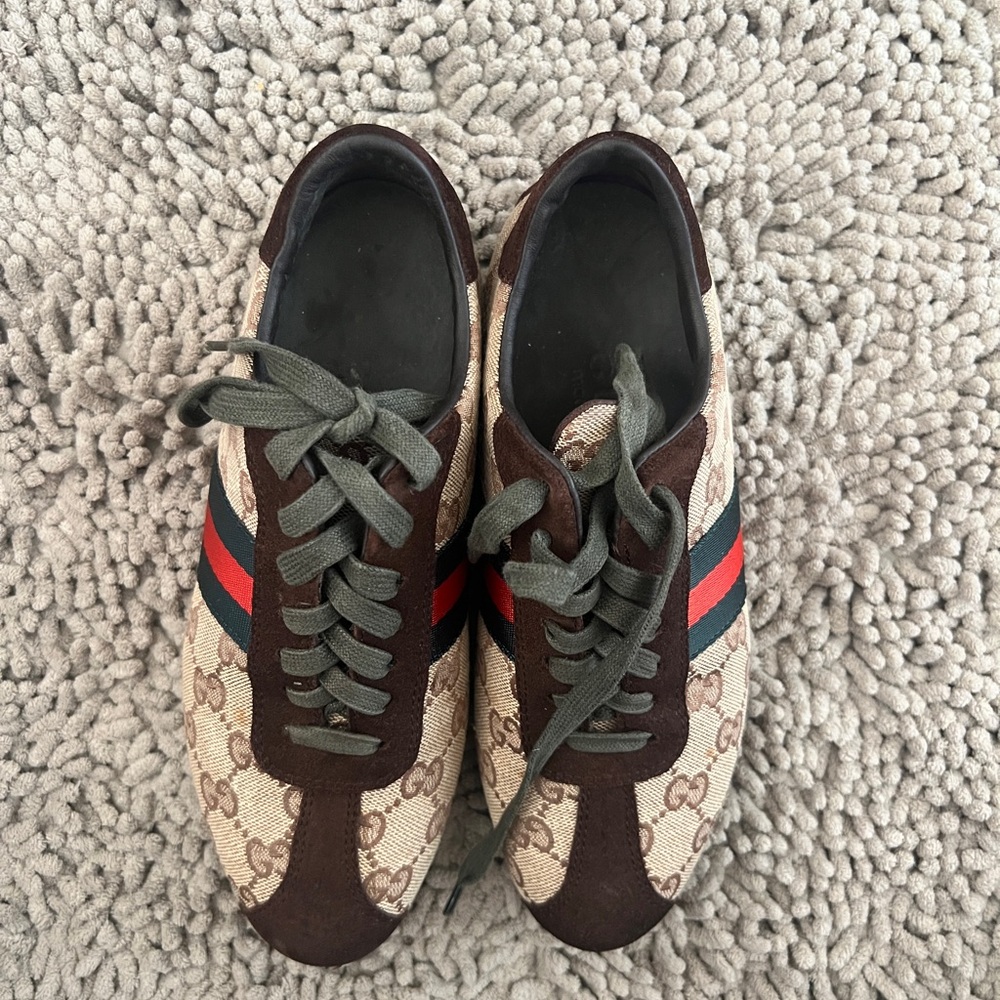Authentic Gucci shoes!